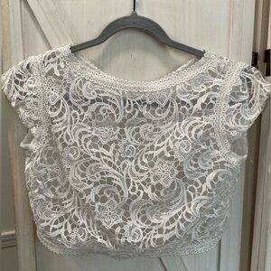 Elegant White Lace Bridal Bolero